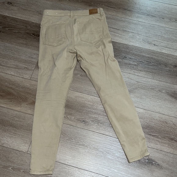 American Eagle Jeans - Picture 3 of 4